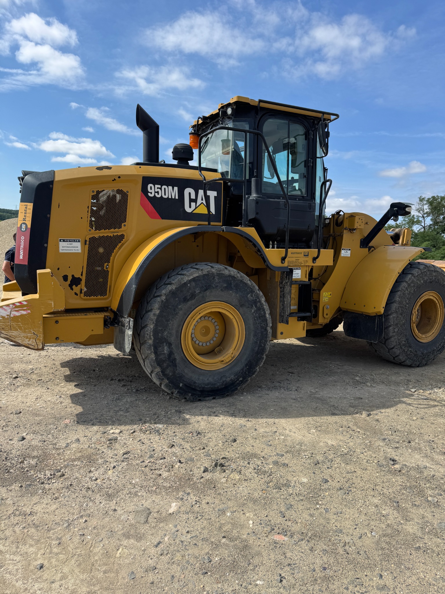 CAT 950M homlokrakodó
