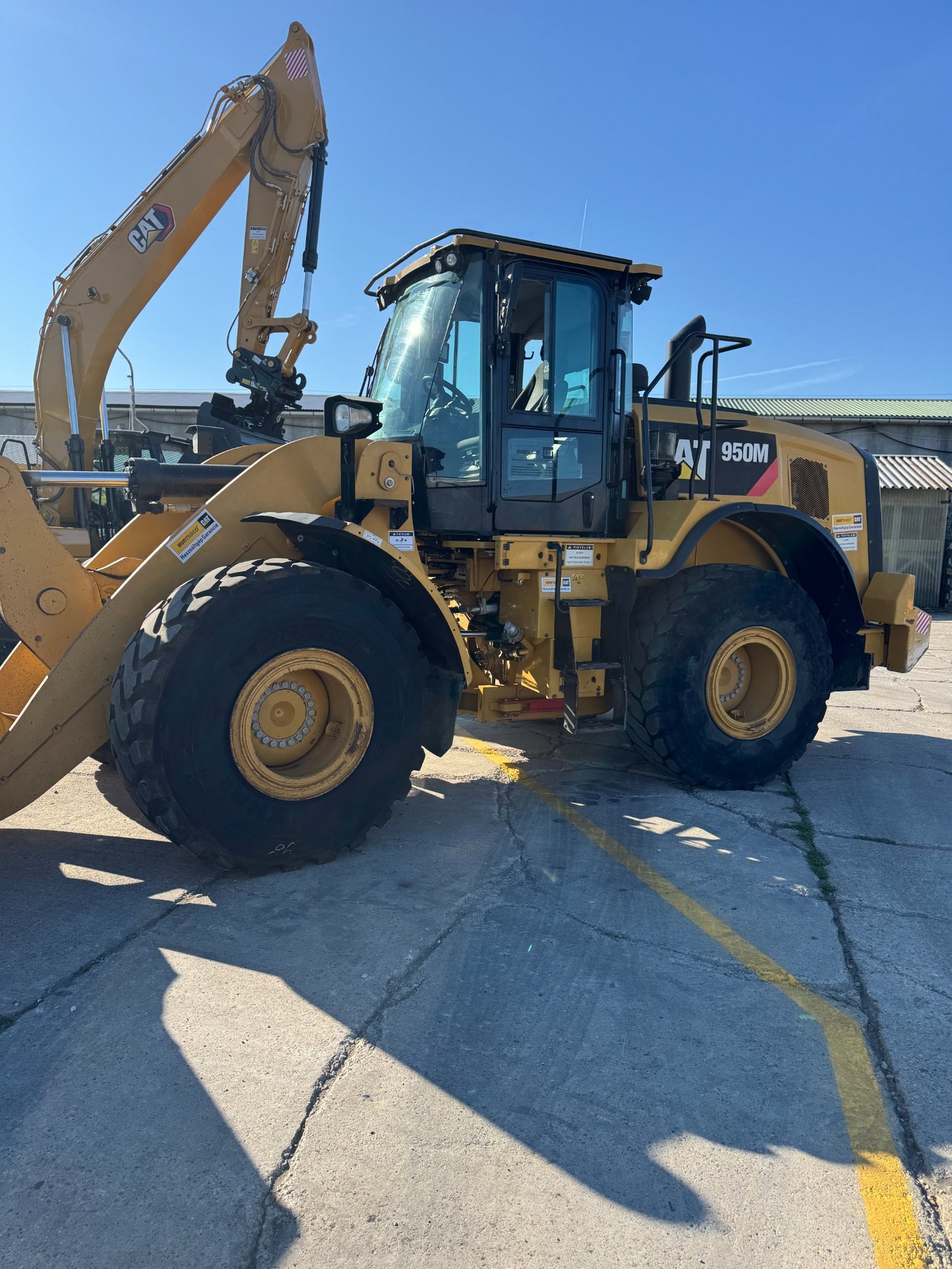 CAT 950M homlokrakodó